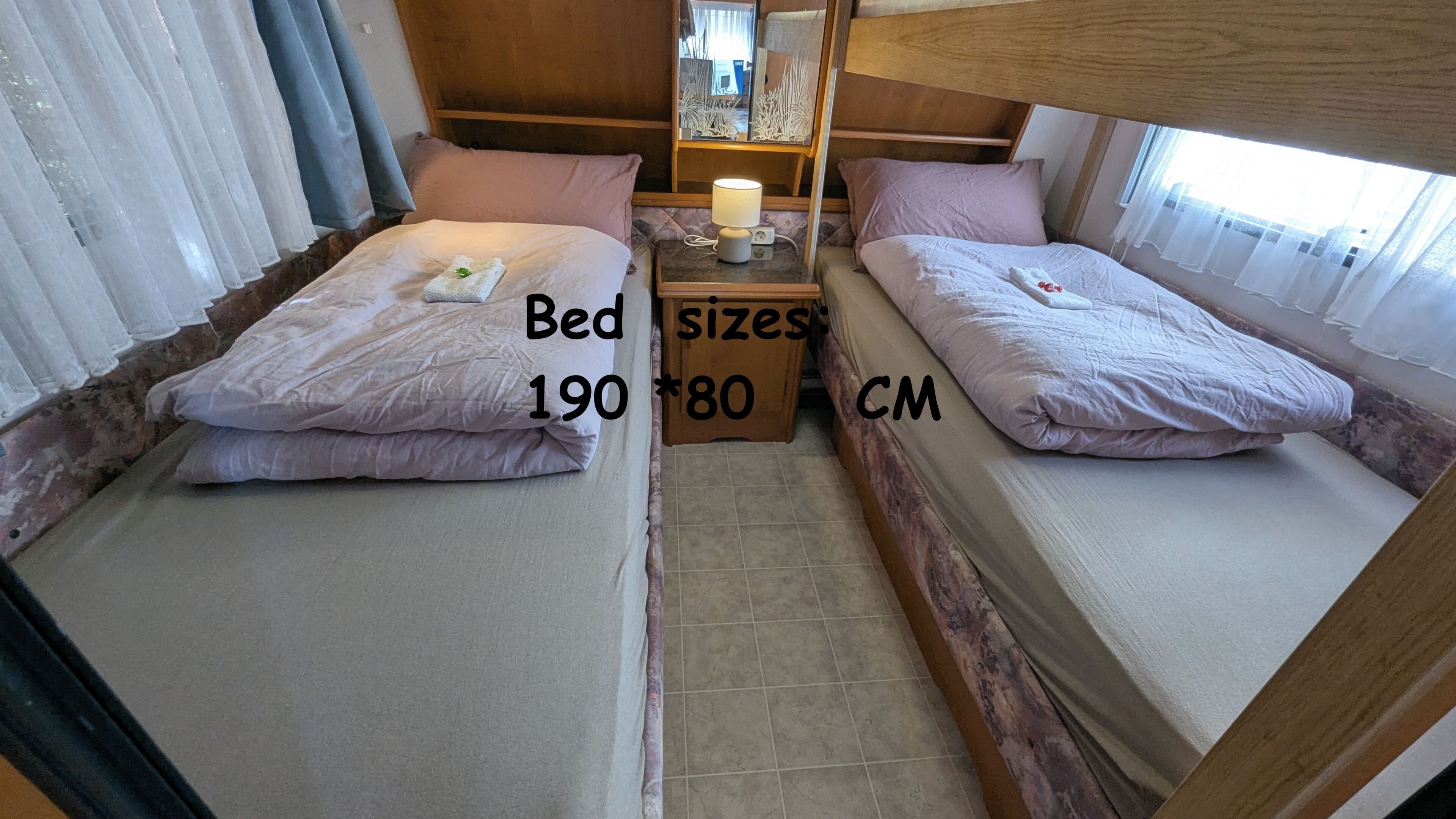 Basic Mobile Home, 2 Single Beds | Free WiFi, bed sheets