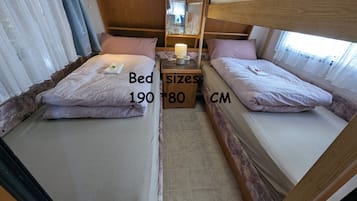 Basic Mobile Home, 2 Single Beds | Free WiFi, bed sheets