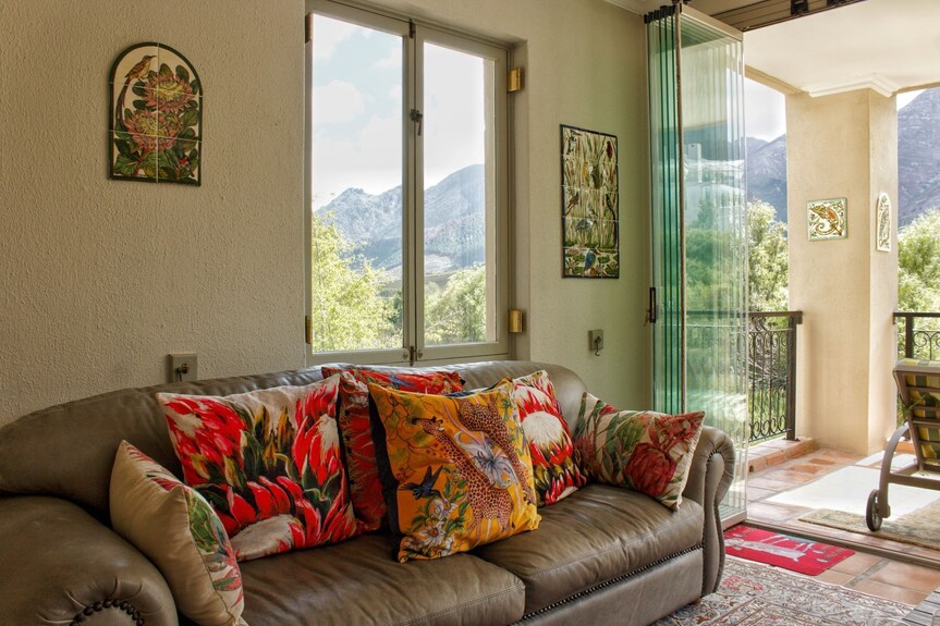 Villa Reinette Franschhoek, Where Elegance Meets Tranquility - Franschhoek