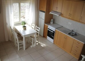 Private kitchen - Argilos (frangokastello)