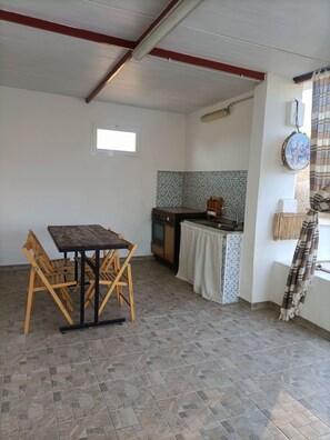 Dining - Oltremare Mountain Hut (San Pietro in Bevagna)