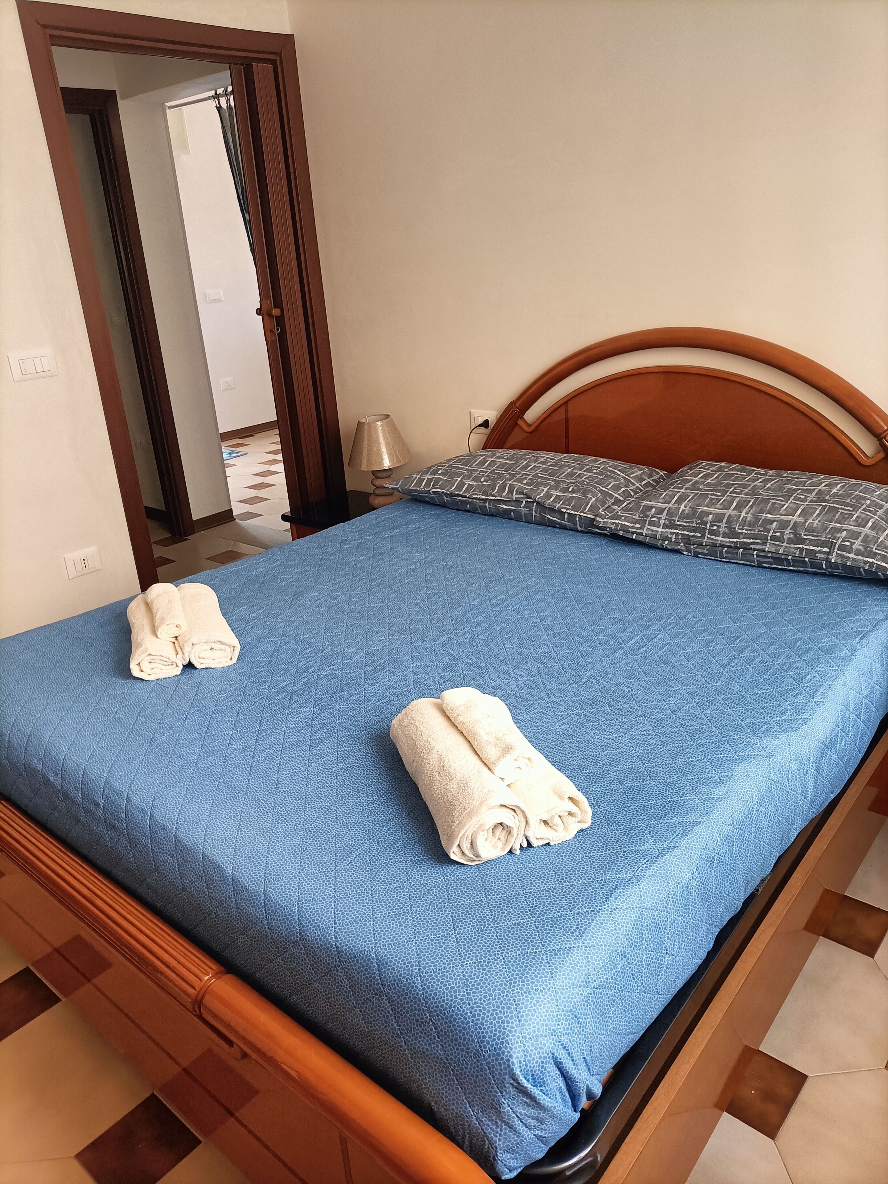 2 camere, ferro/asse da stiro, Wi-Fi, lenzuola