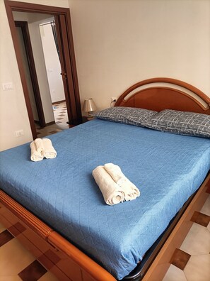 2 Schlafzimmer, Bügeleisen/Bügelbrett, WLAN, Bettwäsche