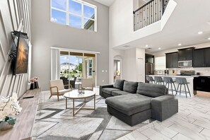 Living area - 5BR Home, Private Pool, Chic Decor, Themed Rooms (Four Corners)
