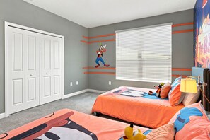 Room - 5BR Home, Private Pool, Chic Decor, Themed Rooms (Four Corners)