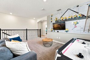Games room - 5BR Home, Private Pool, Chic Decor, Themed Rooms (Four Corners)