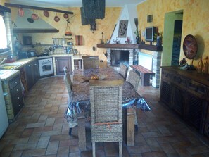 Dining - Vrbo Property (Salara)