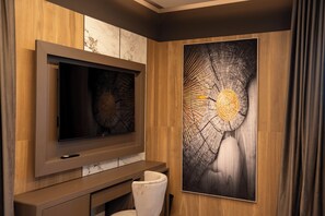 Deluxe Triple Room | Interior