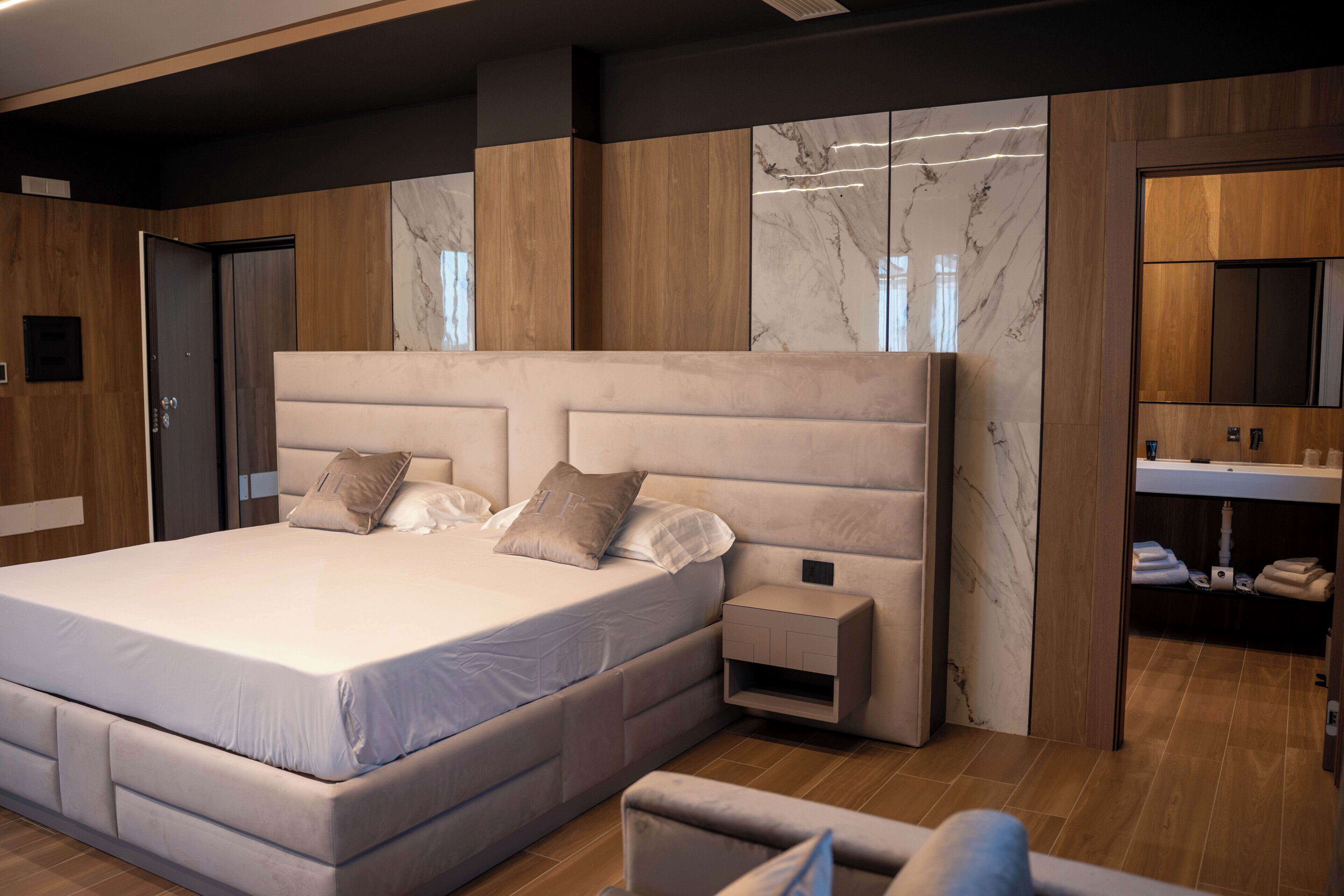 Deluxe Triple Room | Free WiFi