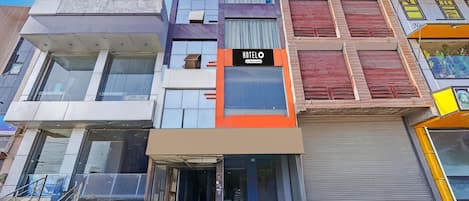 House | Exterior
