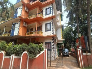 House | Exterior - Deluxe Calangute Circle Kris Resort (Calangute)