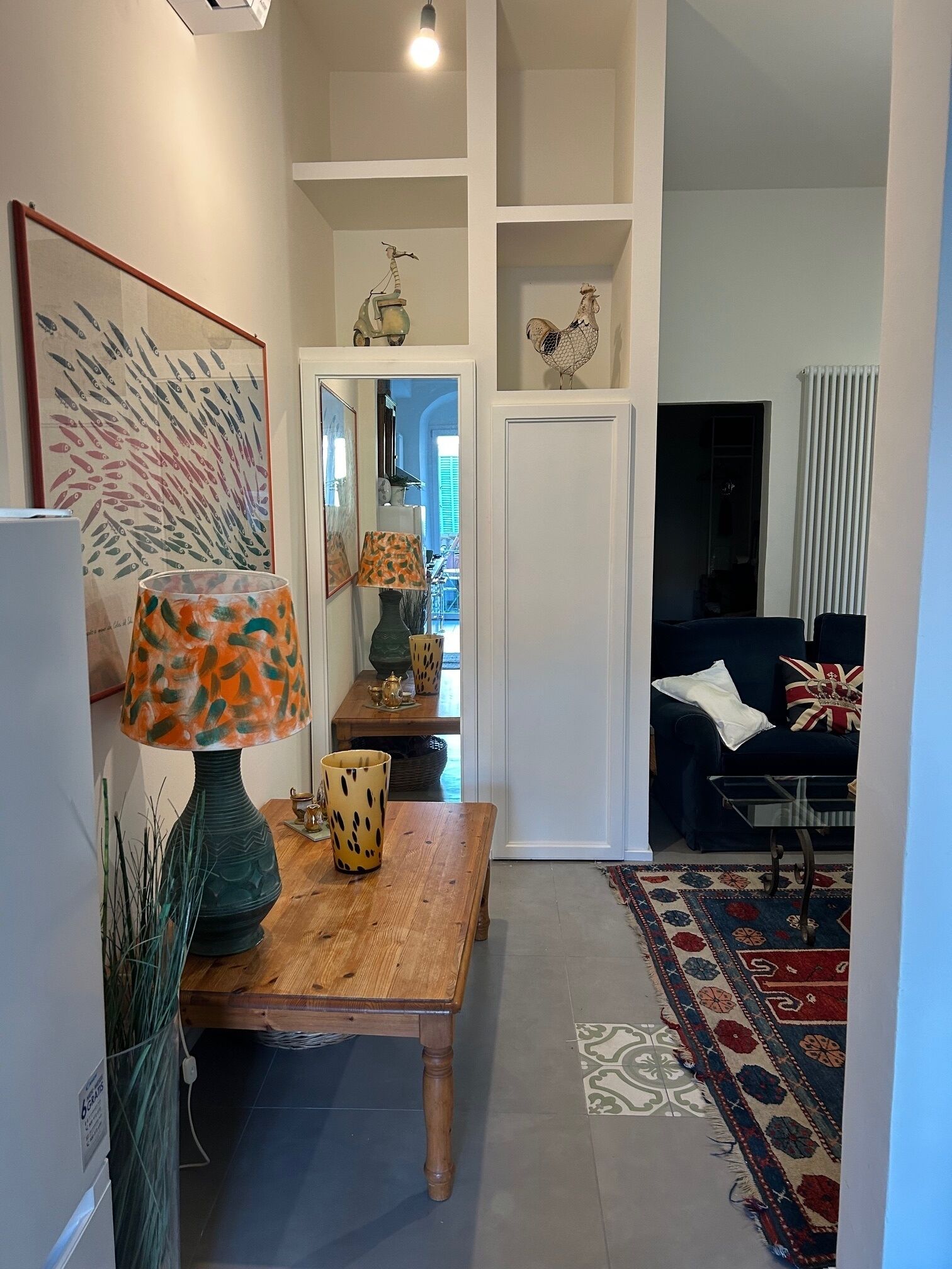 Open-concept Space In Sant'ambrogio - Florence
