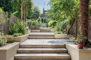 Property grounds - Historic, elegant and luxurious home in St John's Wood, central London (London)