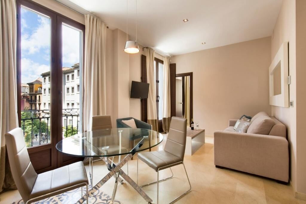 Superior Apartment, City View | Living area