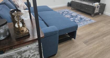 1 bedroom apartment with WiFi, sleeps 4