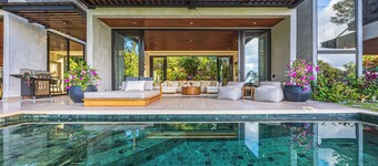 BLUE LOTUS - BRAND NEW Luxury Ocean View Designer Retreat