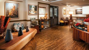 Lobby - Escape into tranquility at our Maui vacation resort (Lahaina)