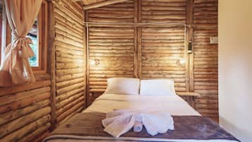 Double or Twin Room, 1 Queen Bed, Patio, Hill View | Desk, WiFi (free)