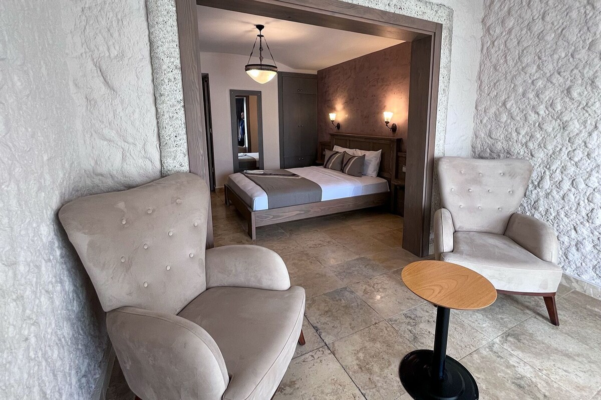 NOA FAMILY SEA ROOM