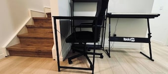 Luxury Loft 2 Bdrm Near Major City Attractions