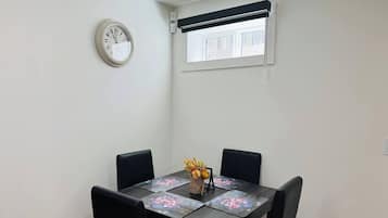 House, 2 Bedrooms, Accessible | Dining