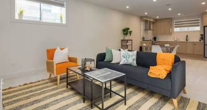 Pavilion Lakefront Luxe 3 Bdrm Near Lake!