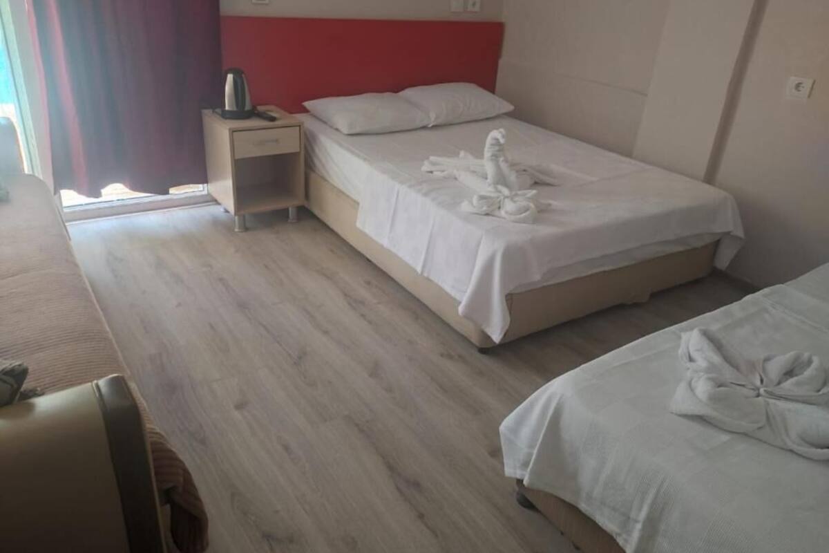 Iron/ironing board, free WiFi