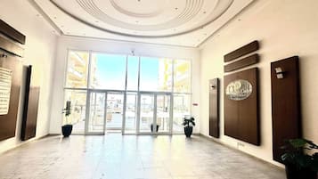 Apartment, 2 Bedrooms, Accessible, Smoking | Bahagian dalam