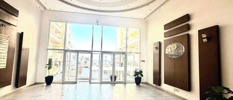 Apartment, 2 Bedrooms, Accessible, Smoking | Interior