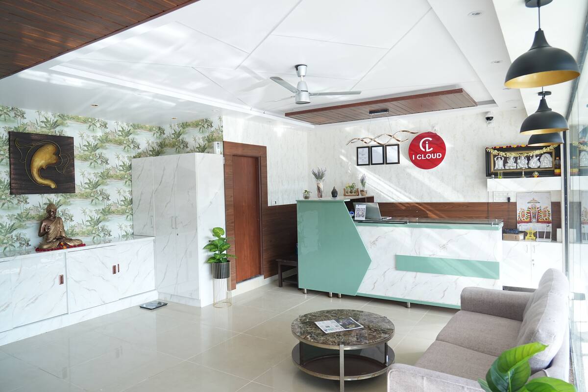 Quarto casal luxo | Saguão