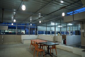 Dining - Icloudelitesuites (Bengaluru)