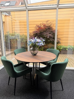 Dining - Old Town Stay (Odense)