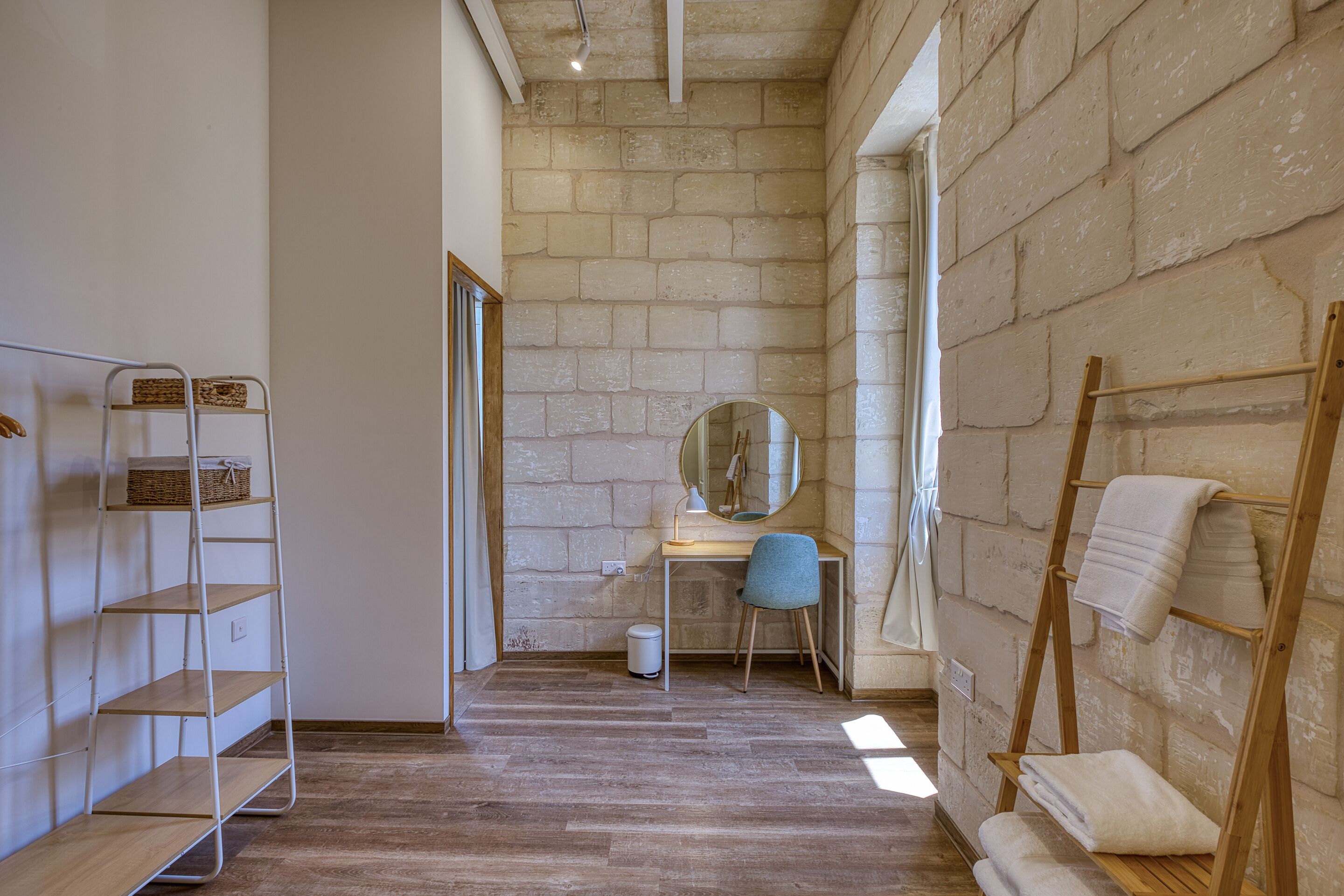Chambre Double Supérieure, salle de bains attenante | Bureau, espace de travail pour ordinateur portable, Wi-Fi gratuit