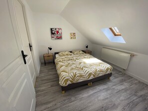 Room - Cozy, air-conditioned nest (Forbach)