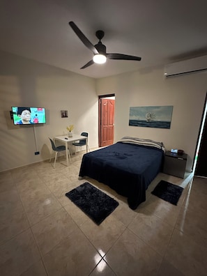 6 chambres, accès à Internet, literie fournie