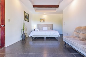 Interior - Casa Las Palmas-Luxury Uvita Villa, Beach 5 min (Uvita)