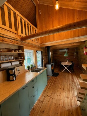 Private kitchen - Cabin in the Woods (Malung)