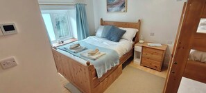 2 Schlafzimmer, Bügeleisen/Bügelbrett, kostenloses WLAN, Bettwäsche