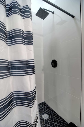 Bruser, hårtørrer, Shampoo