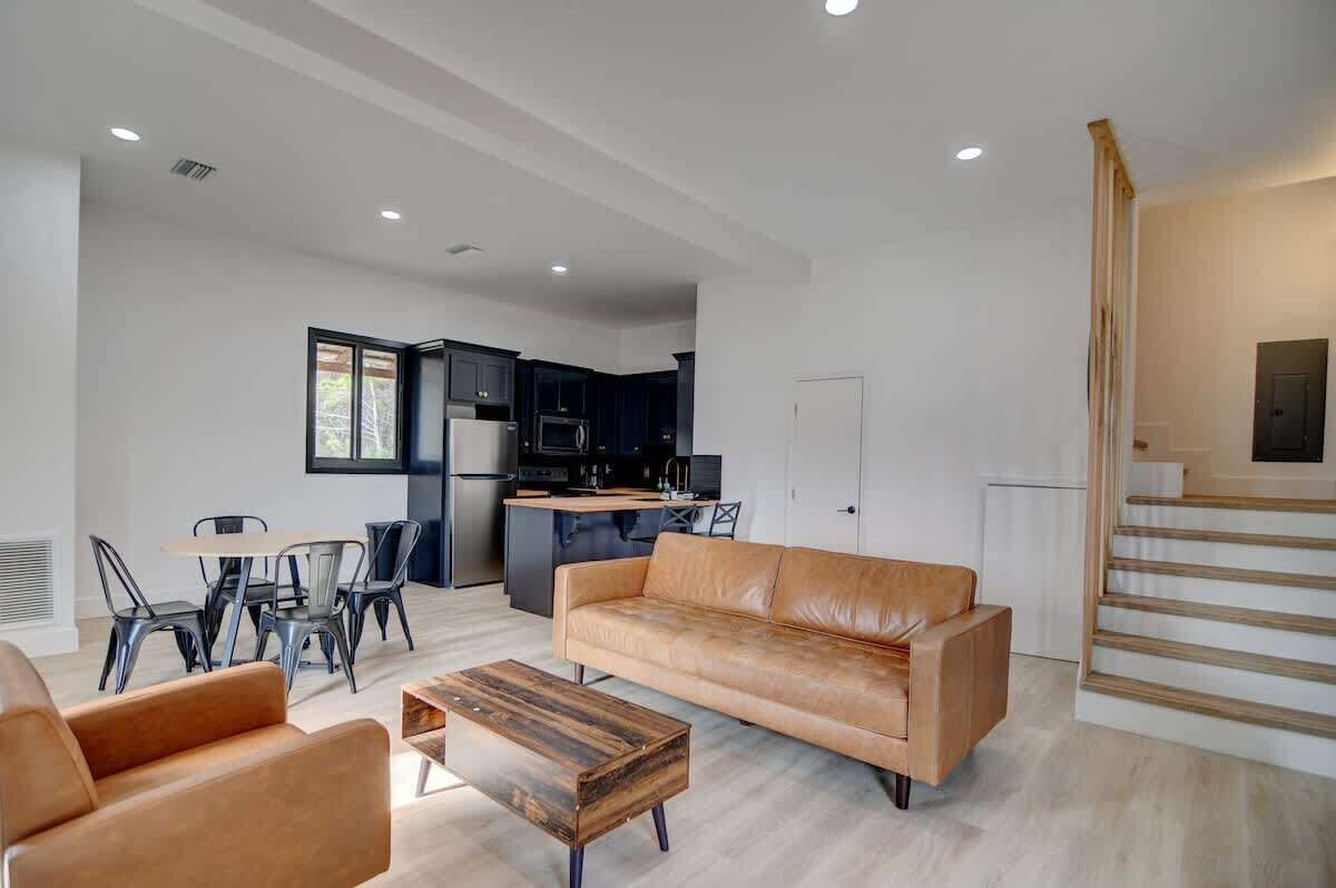 TV, offices