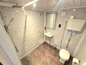 Bathroom - The Dormy House Hotel (Cromer)