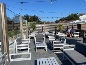 Outdoor dining - The Dormy House Hotel (Cromer)