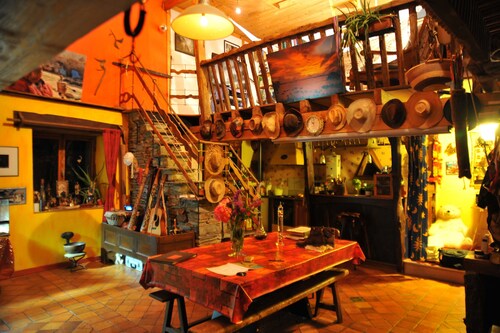 Bed and Breakfast 'Chambre D'hôtes Erziwezh' with Private Garden and Wi-Fi