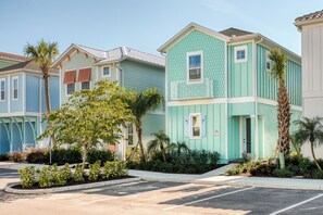 Exterior - Margaritaville 4 bed Cottage near Disney, Universal and SeaWorld (Kissimmee)