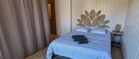 Desk, iron/ironing board, travel crib, free WiFi