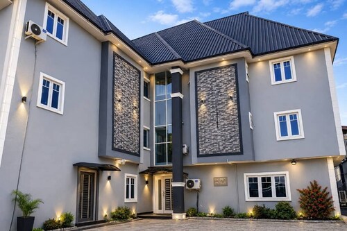 SMART HOME HOTEL