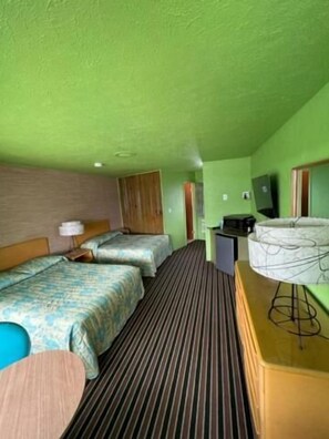 Kamar Double Deluks, pemandangan kolam renang | Wi-Fi gratis