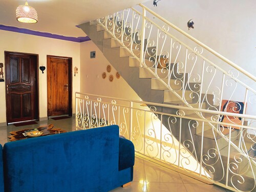 Quaint 1-bedroom duplex  apartment in cool Kampala neighborhood