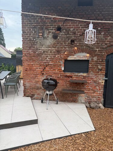 Altes Lehmhaus Löwenberg | 14 Personen | BBQ | Sauna | Garten