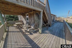 Outdoor dining - Saltwater Sunrise: Private 4BR Semi-Oceanfront Home with Amazing Decks! Pets OK! (Rodanthe)